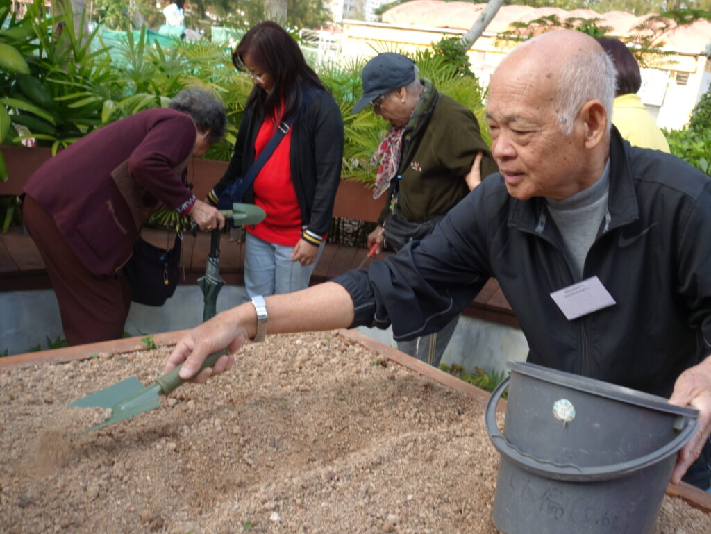認知障礙症長者適用 -「花釀年華」